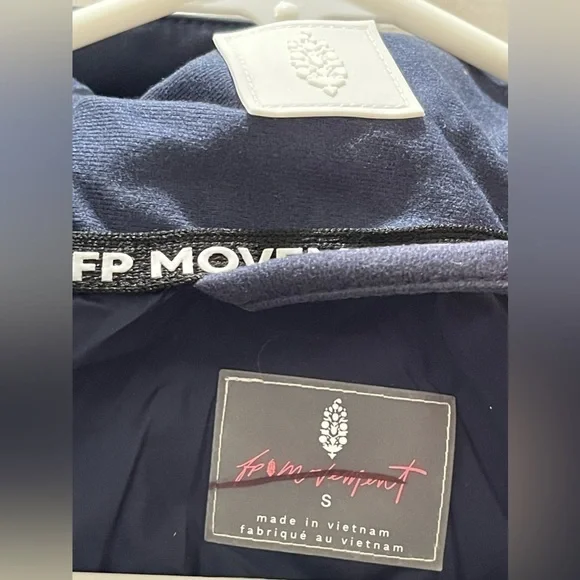 NEW FP free people movement all prepped short parka jacket navy blue NWOT - Picture 11 of 11